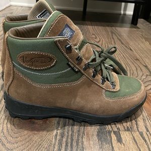 Men’s Vasque Skywalk Sundowner Hiking Boots EUC, size 10.5